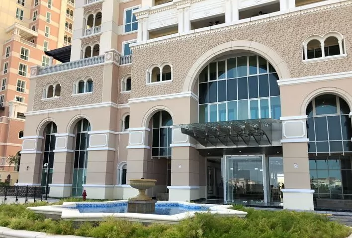 Residential Ready Property 1 Bedroom S/F Apartment  for rent in The-Pearl-Qatar , Doha-Qatar #12259 - 1  image 